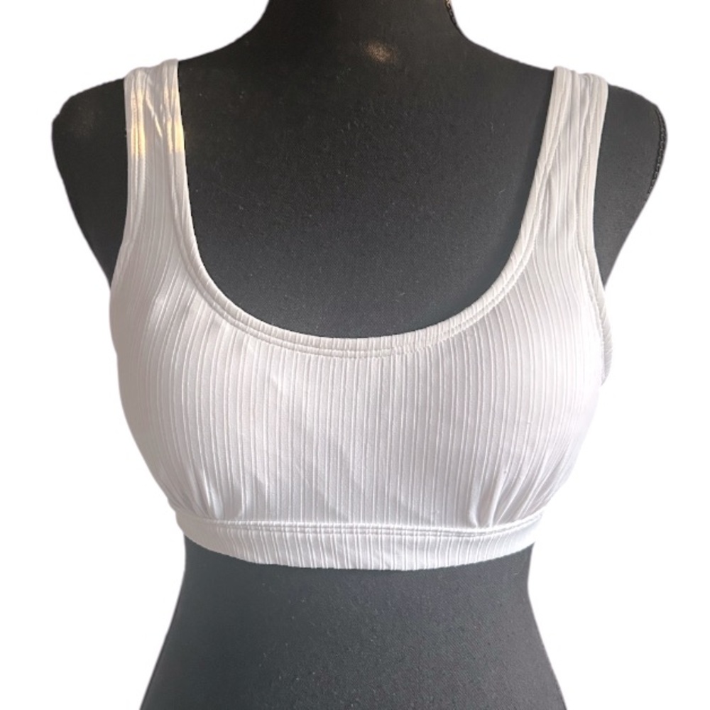 5/25$ ✨ Ardene White Ribbed Swim Top 🤍